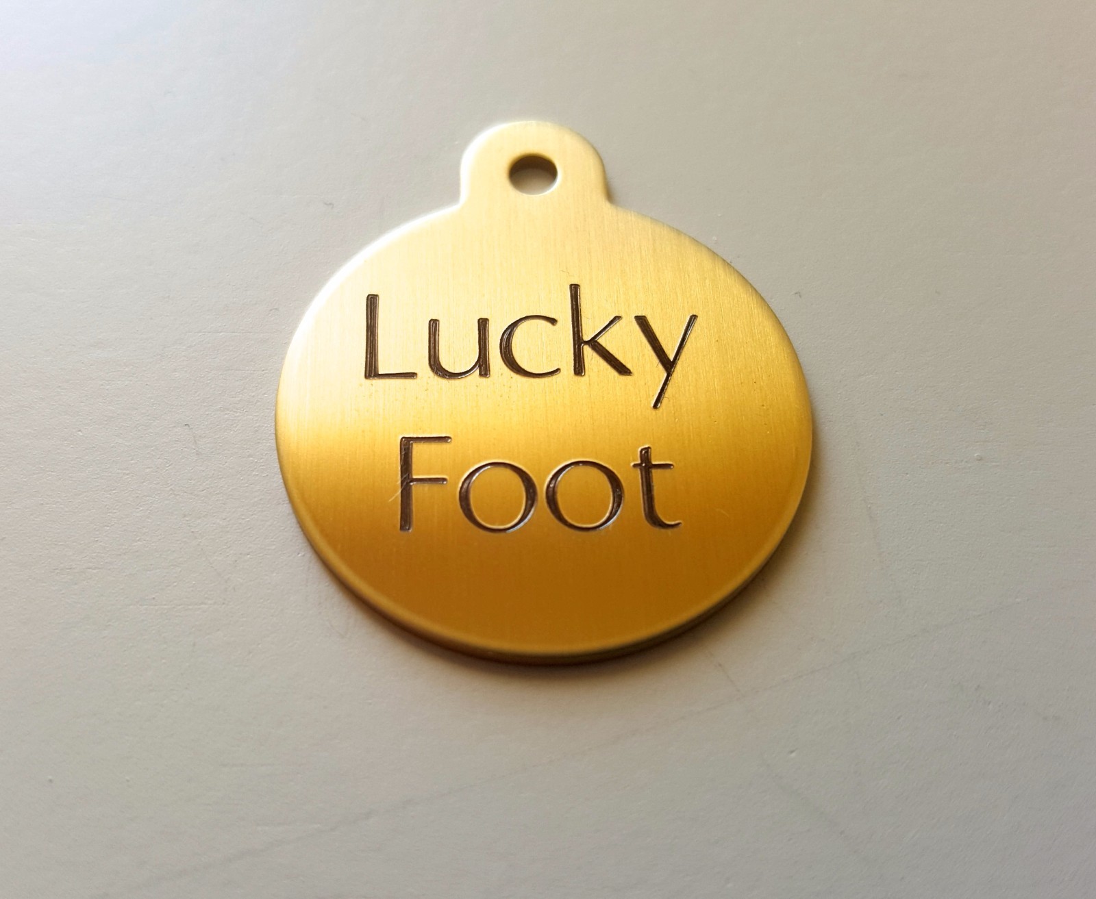 PET TAG PREMIUM BRASS LARGE CIRCLE NAME ID DOG DIAMOND ENGRAVED TAGS 1.25 INCH