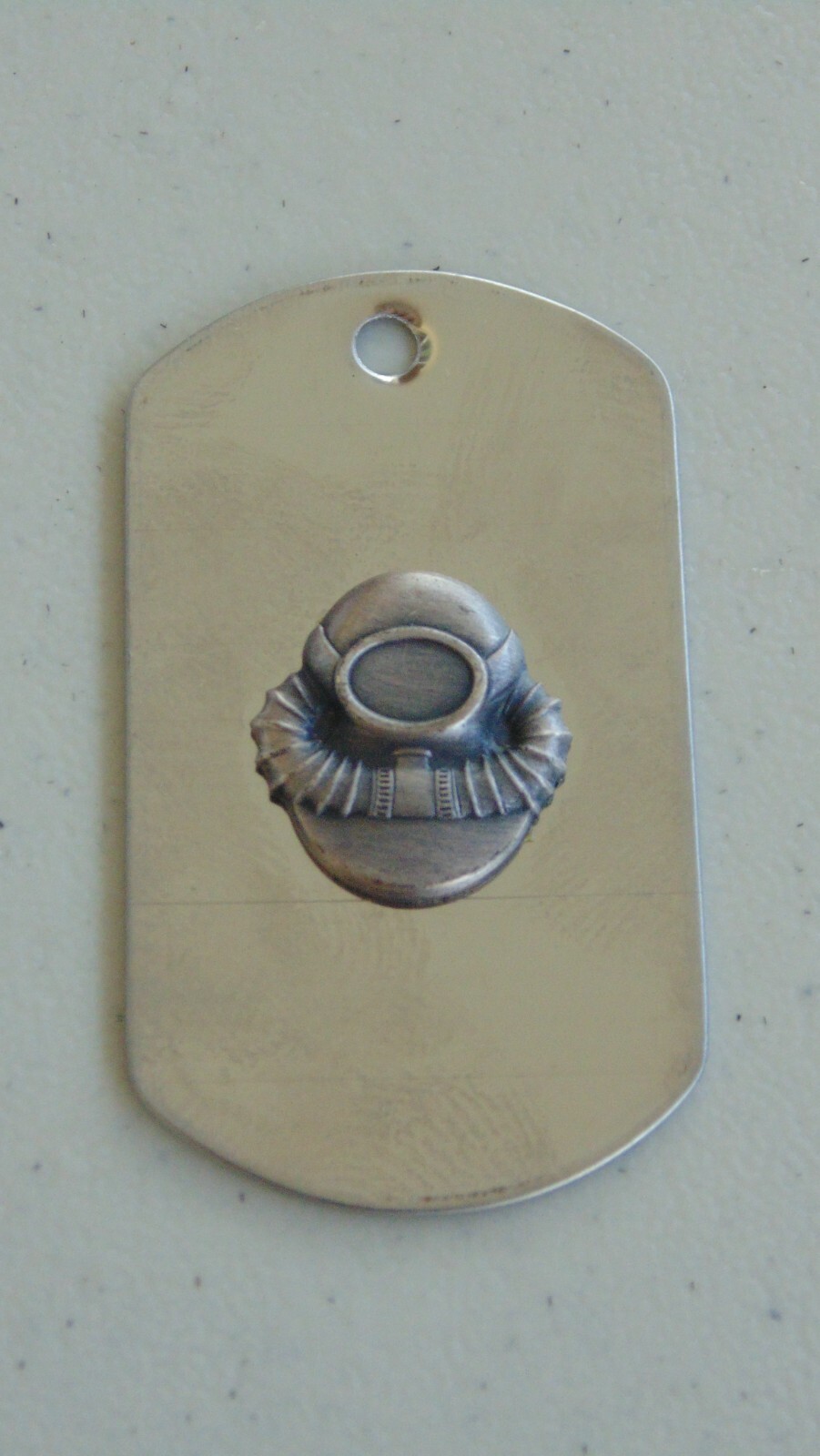USN US NAVY ALL RANKS RATES NO RUST PROPERTY KEY FOB TAG WITH CHAIN OR RING 011