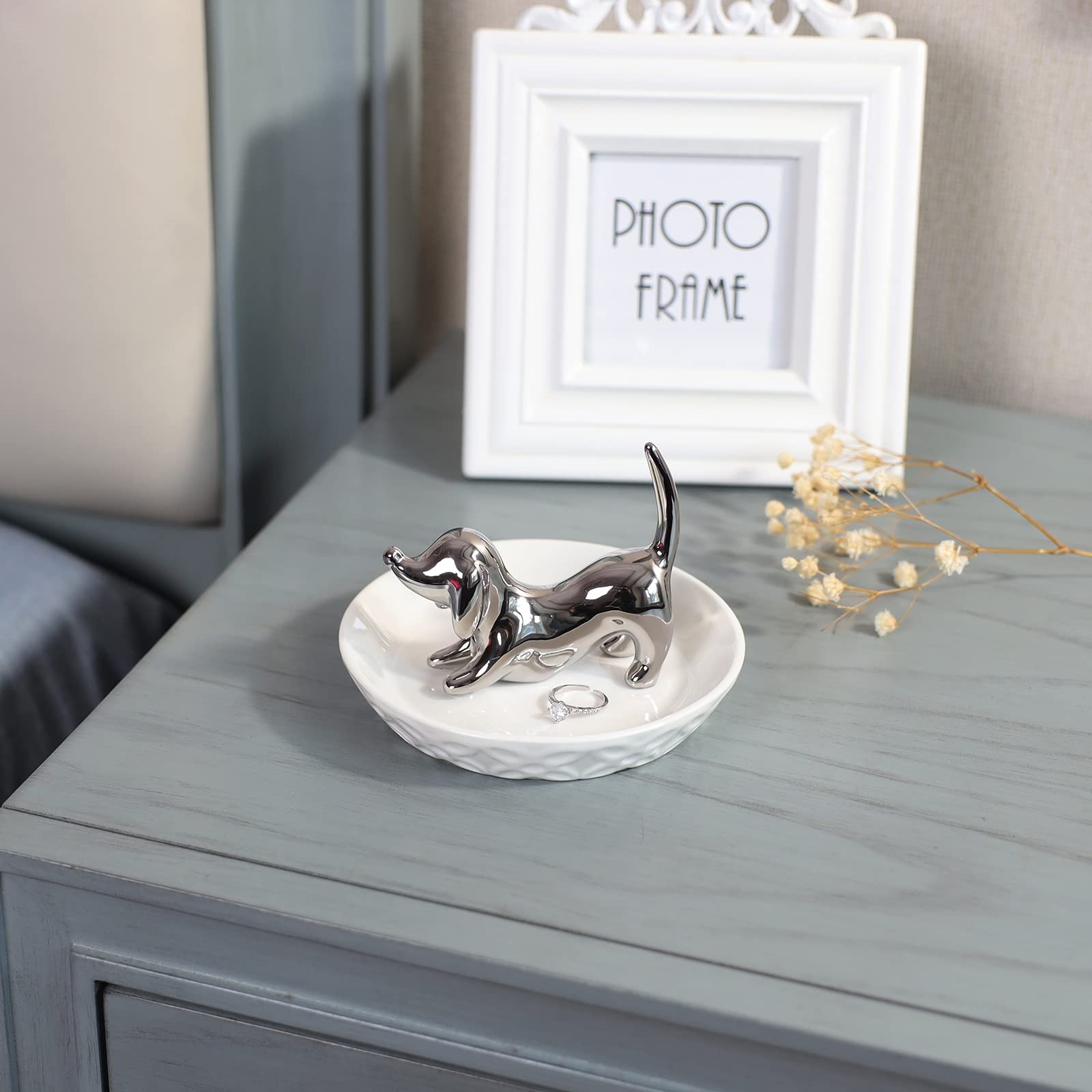 HOME SMILE Dog Ring Holder,Ceramic Silver Jewelry 3.42″ Dog, White
