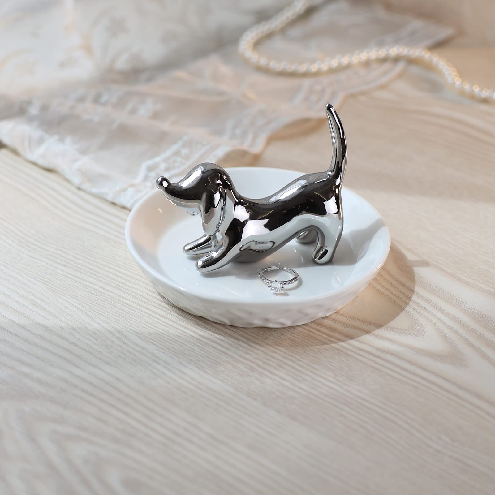 HOME SMILE Dog Ring Holder,Ceramic Silver Jewelry 3.42″ Dog, White